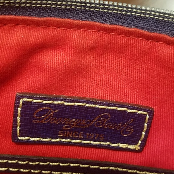 Dooney and Bourke floral canvas Crossbody bag - Picture 8 of 8